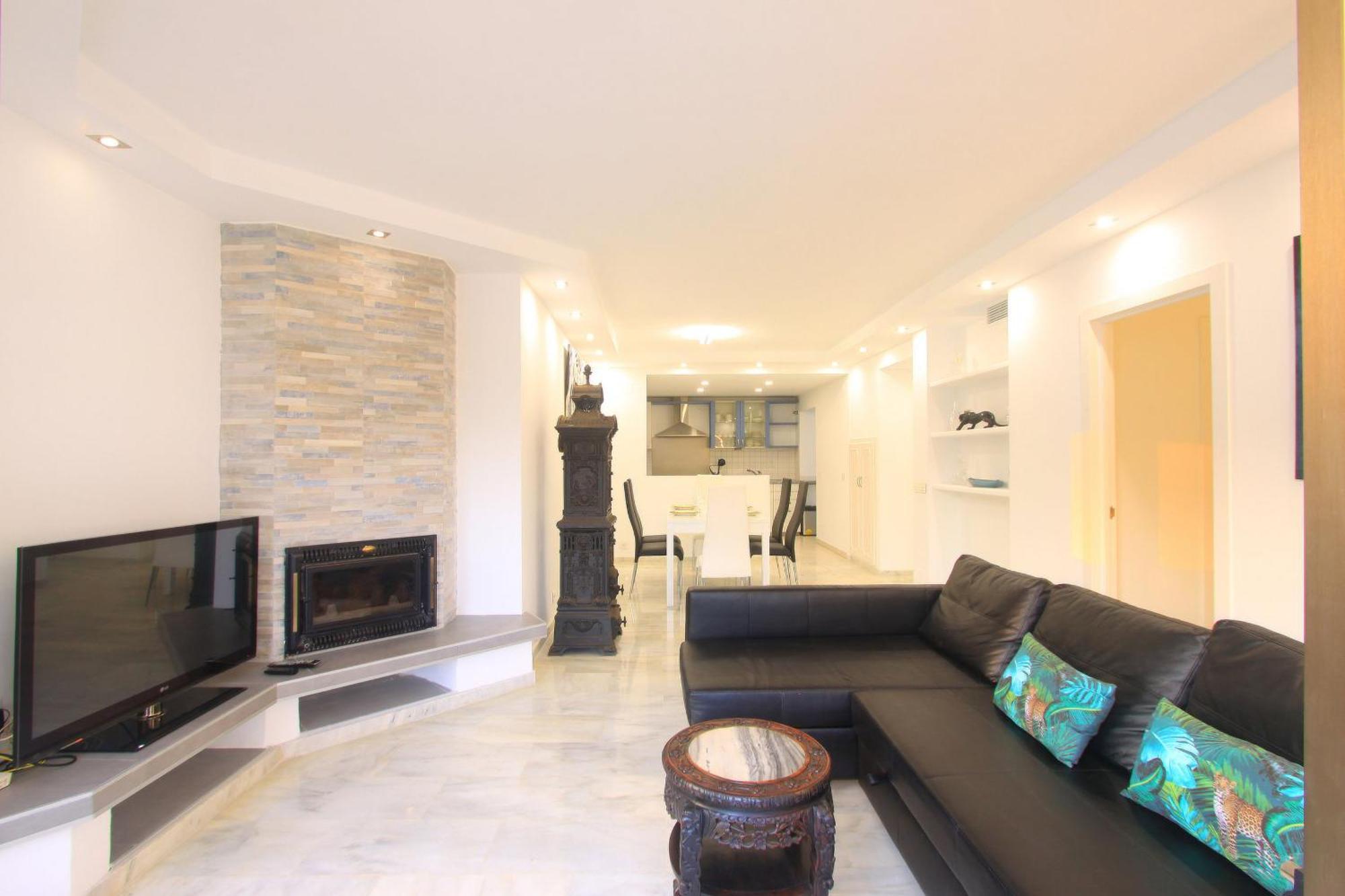 1080 Beachfront Penthouse 3 Floors Jacuzzi 2 Pools Wifi Roof Terrace Marbella Exterior photo